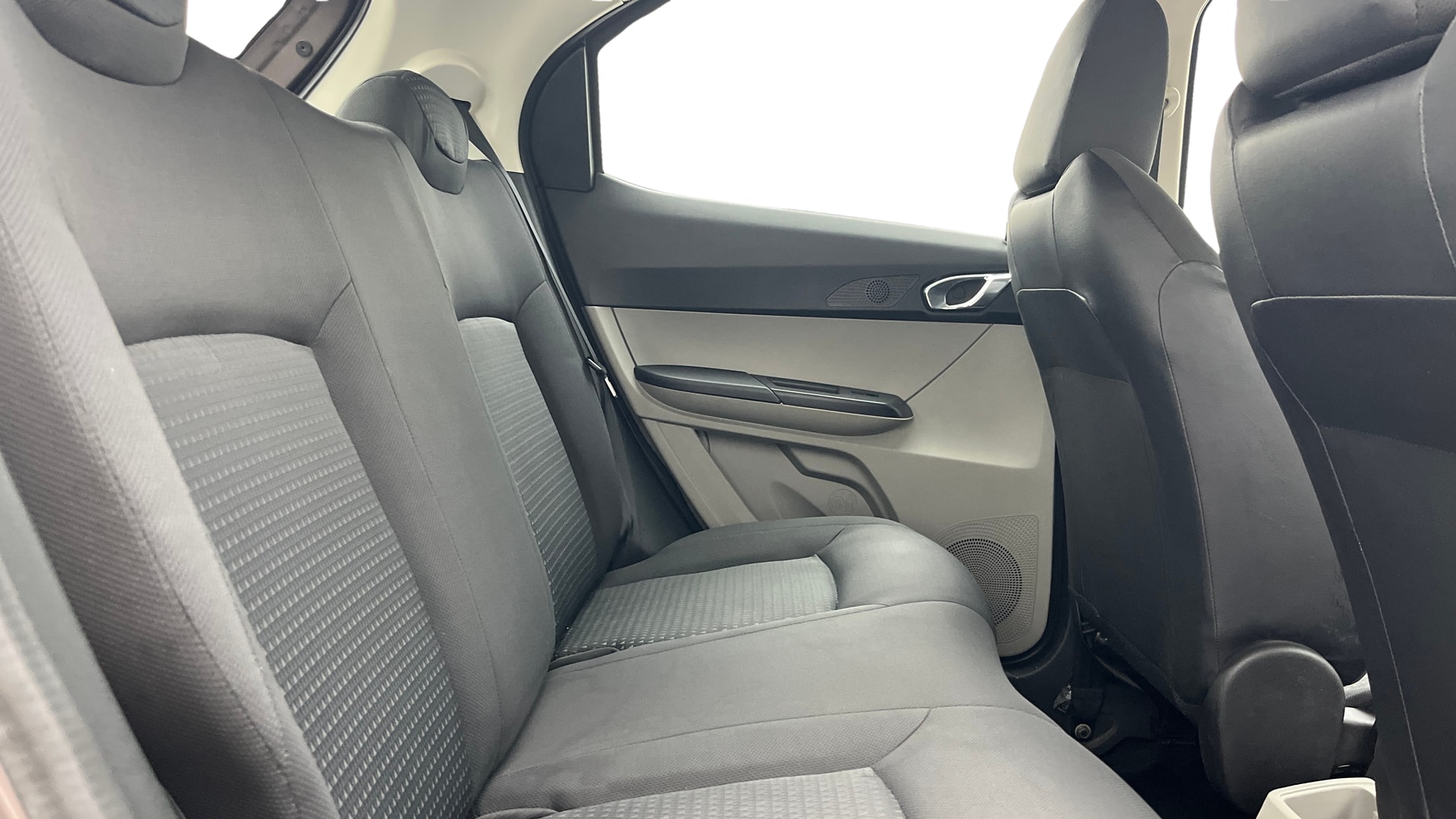 View 2019 Tata Tiago Revotorq XB Image 28 Used 2019 Tata Tiago Revotorq XB Image 28
