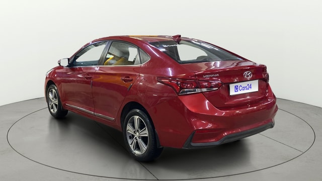 View Hyundai Verna Image 2 Used Hyundai Verna Image 2