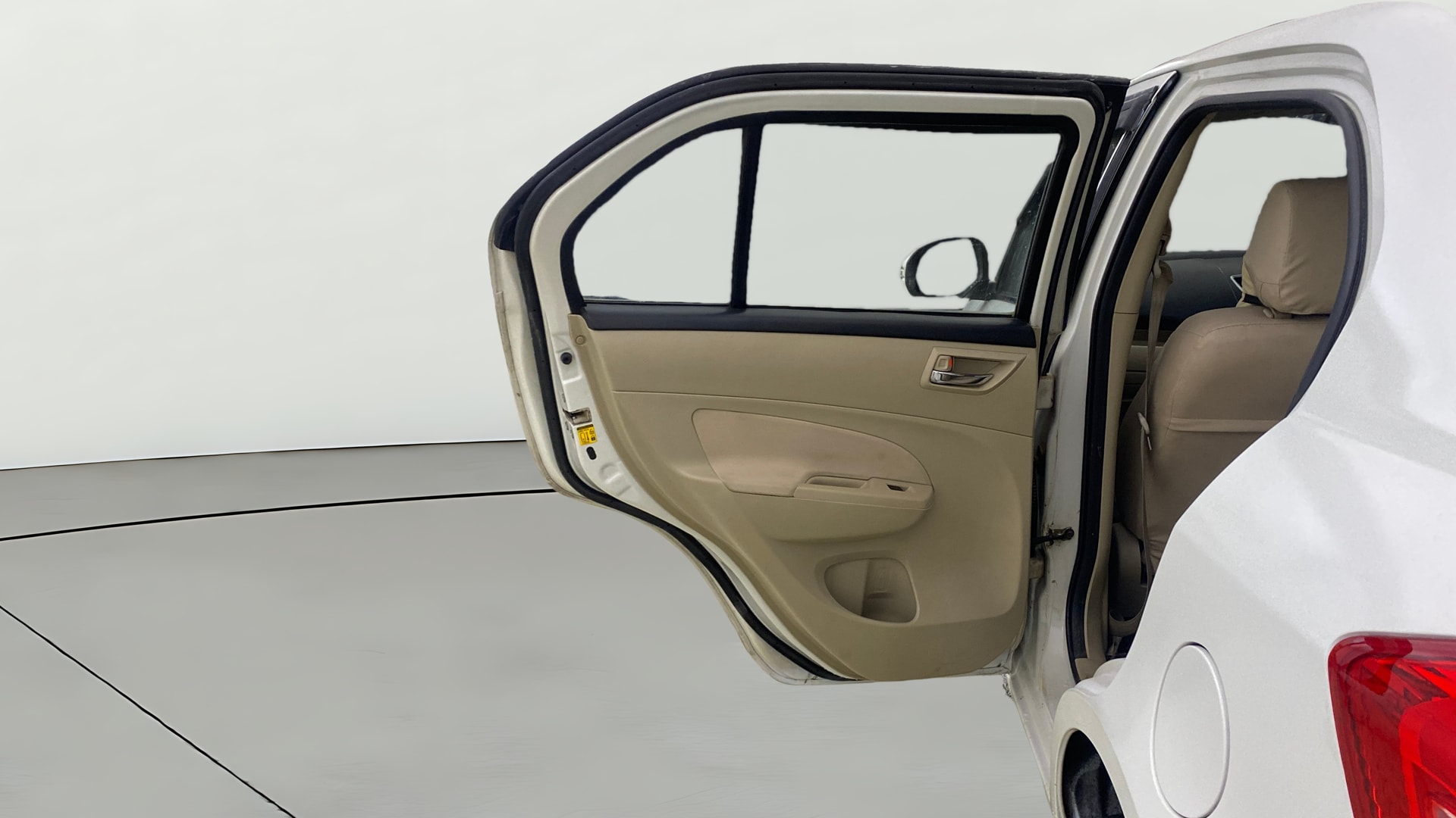 View 2016 Maruti Suzuki 1000 Base Variant Image 22 Used 2016 Maruti Suzuki 1000 Base Variant Image 22