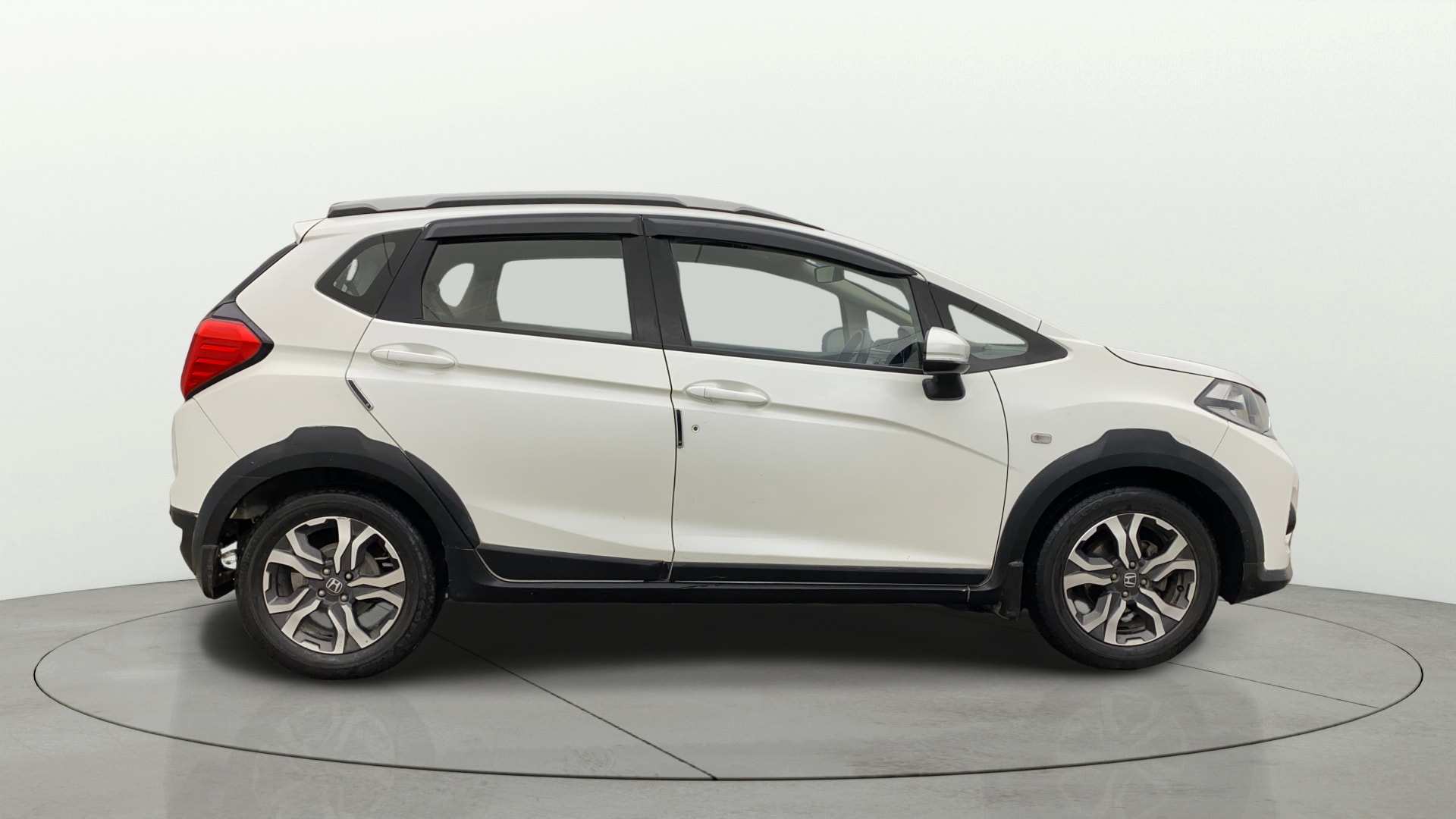 View 2020 Honda WR-V S MT Diesel Edge Edition Image 8 Used 2020 Honda WR-V S MT Diesel Edge Edition Image 8