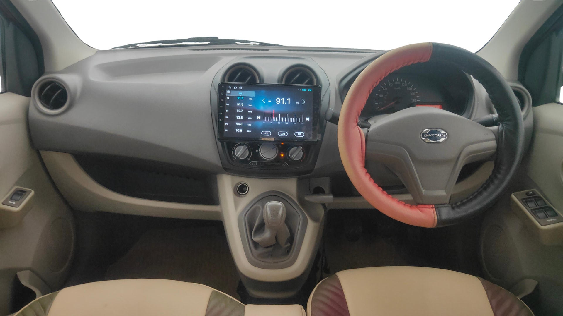 View 2018 Datsun Go A EPS Image 15 Used 2018 Datsun Go A EPS Image 15