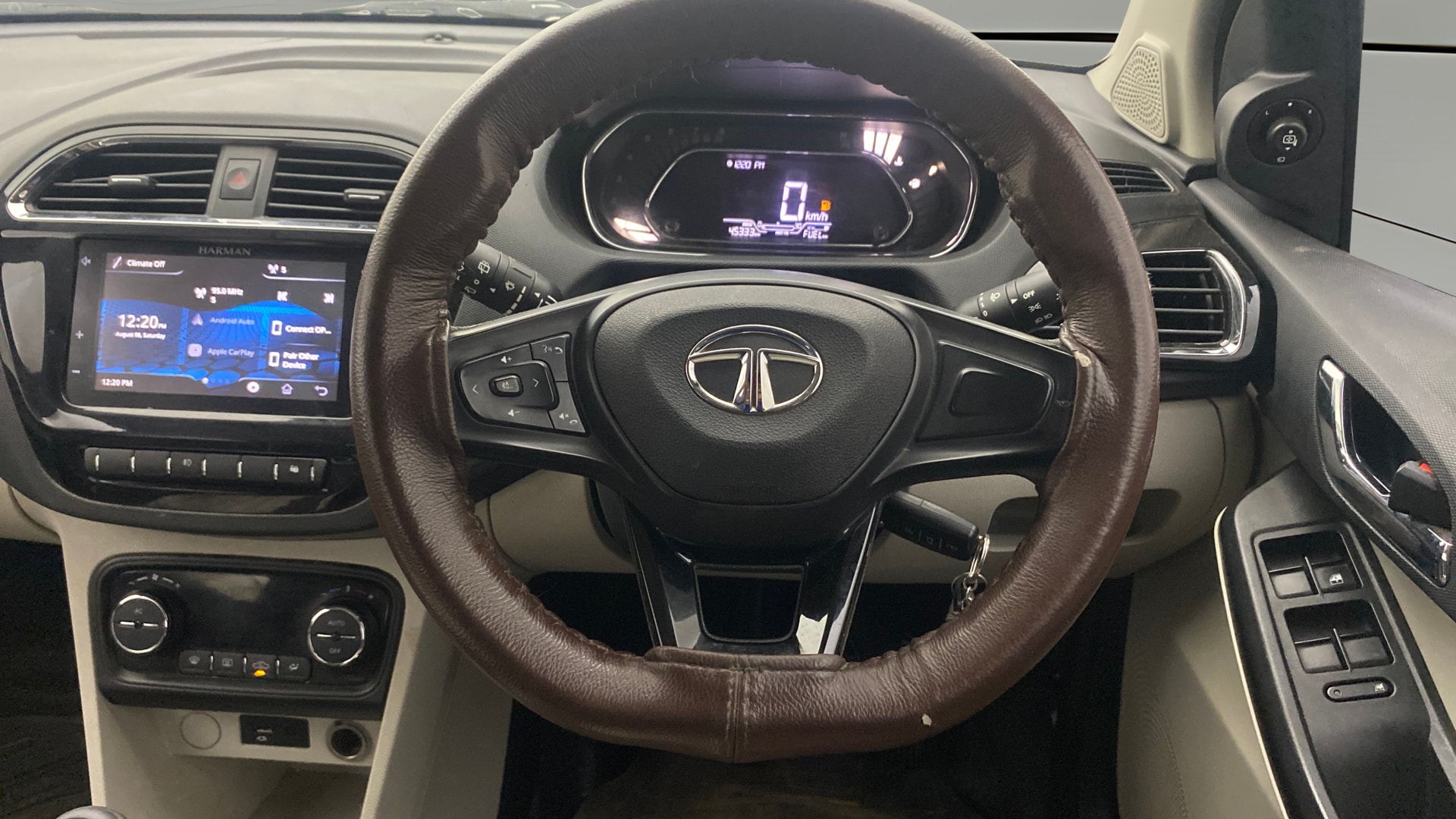 View 2022 Tata Tiago Revotorq XB Image 20 Used 2022 Tata Tiago Revotorq XB Image 20