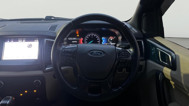 View Ford Endeavour Image 14 Used Ford Endeavour Image 14