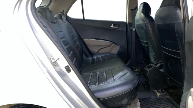 View Hyundai Grand i10 Image 29 Used Hyundai Grand i10 Image 29