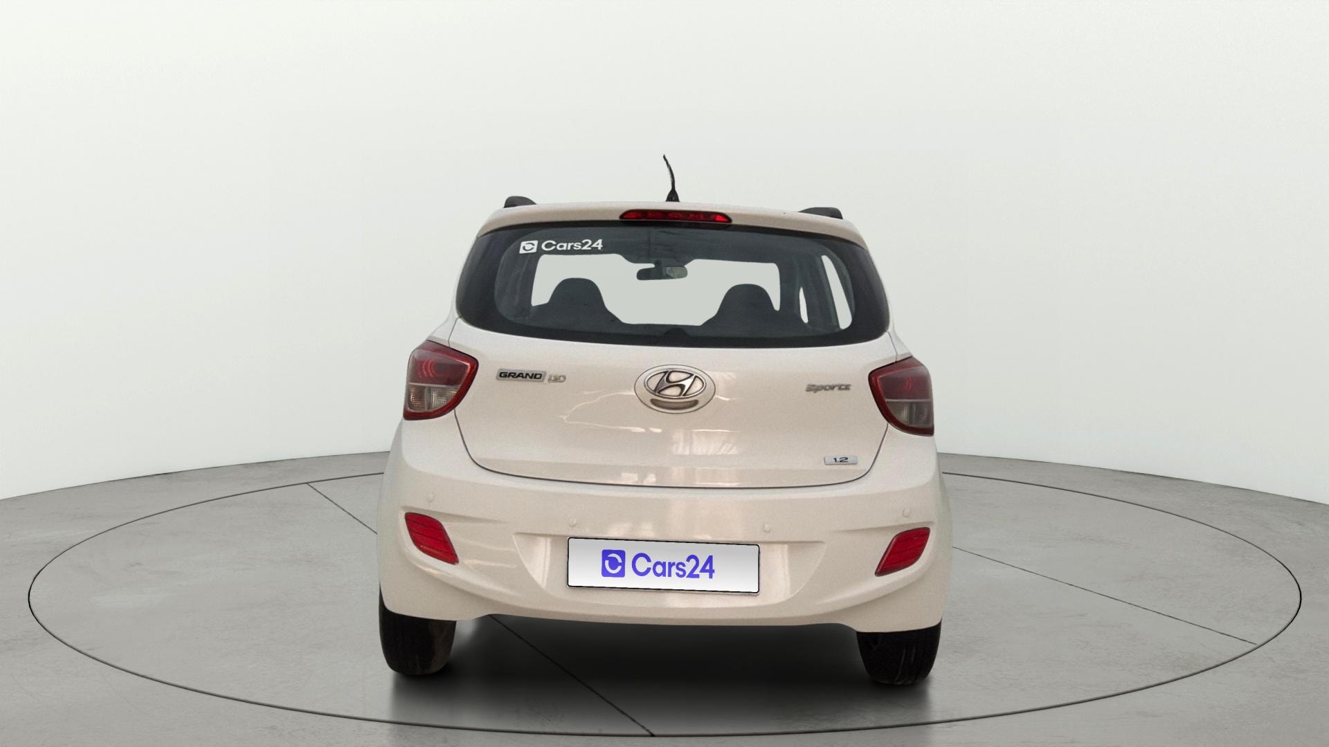 View 2014 Hyundai Grand i10 Sportz 1.2 Kappa Image 40 Used 2014 Hyundai Grand i10 Sportz 1.2 Kappa Image 40