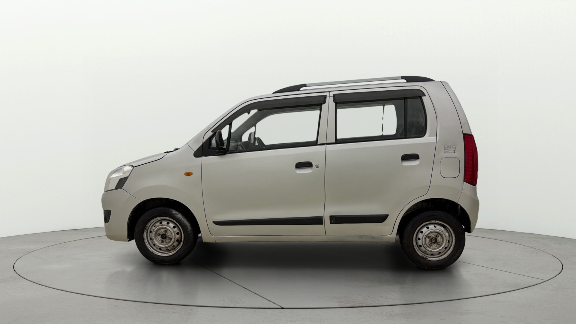 Used 2016 Maruti Suzuki 1000 Used 2016 Maruti Suzuki 1000