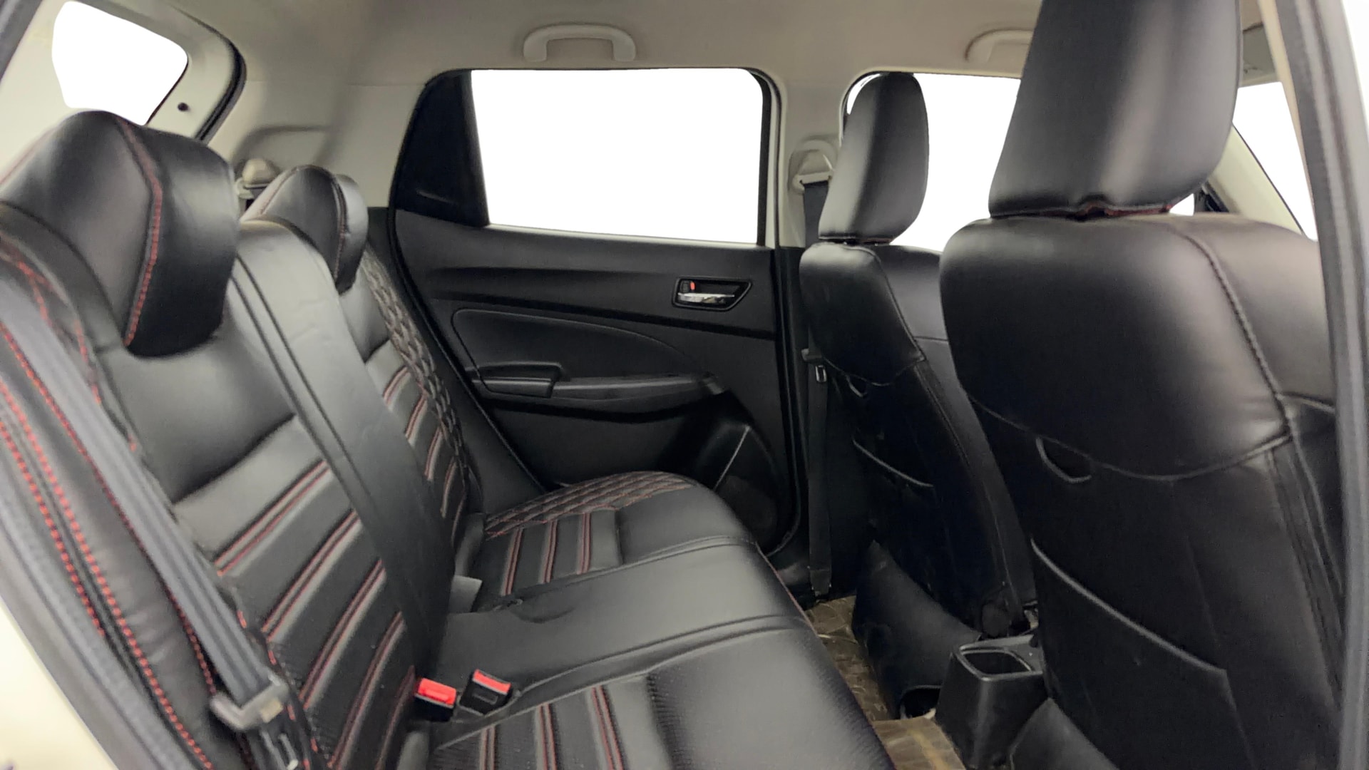 View 2018 Maruti Suzuki 1000 Base Variant Image 29 Used 2018 Maruti Suzuki 1000 Base Variant Image 29