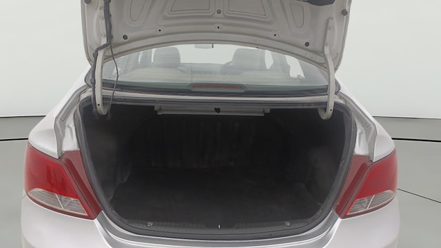View Hyundai Verna Image 38 Used Hyundai Verna Image 38