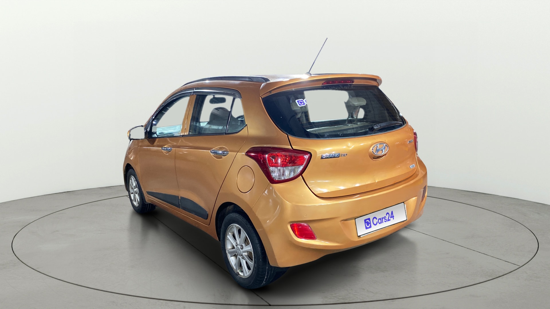 View 2015 Hyundai Grand i10 1.2 Asta Petrol Image 2 Used 2015 Hyundai Grand i10 1.2 Asta Petrol Image 2