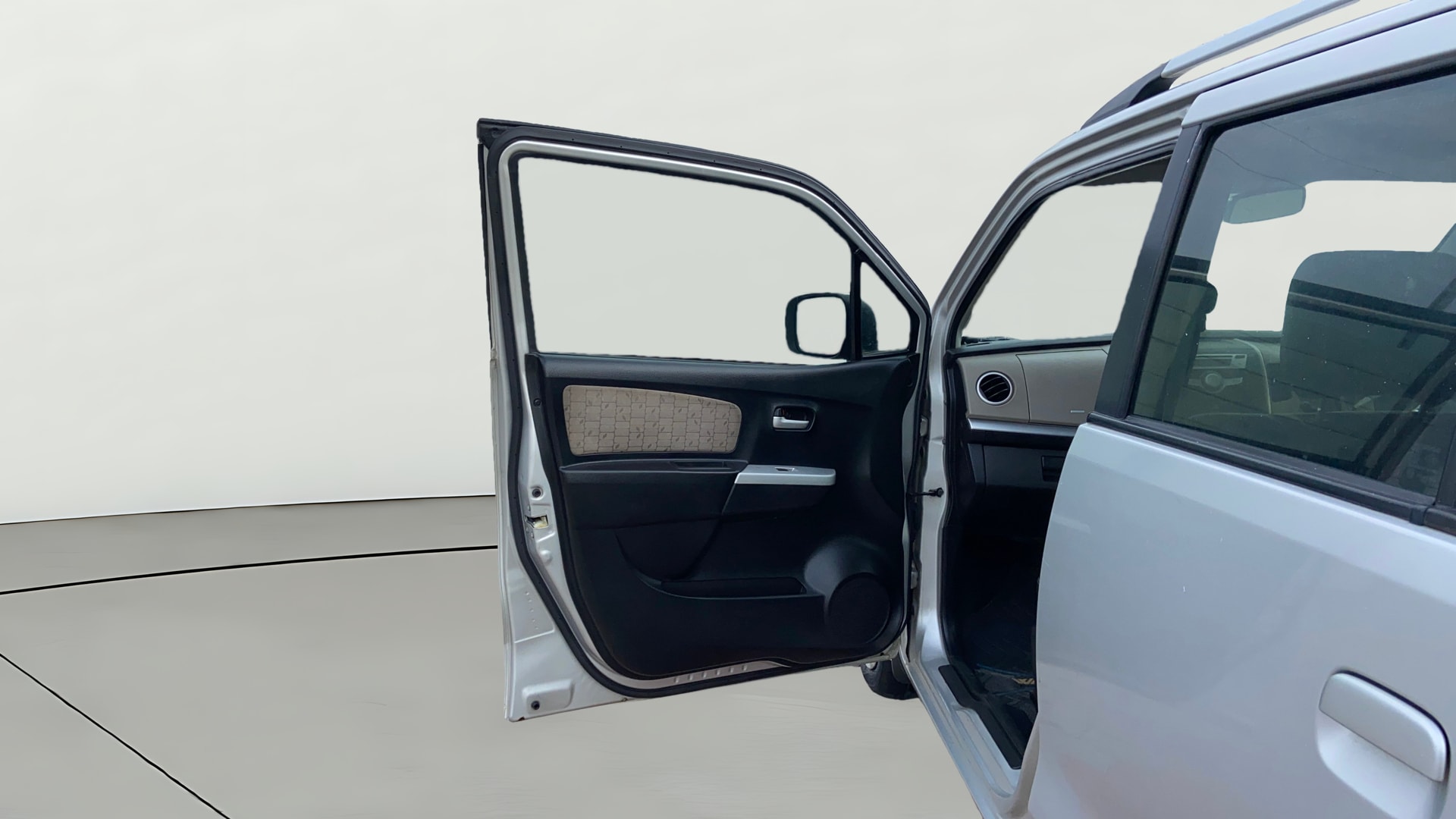 View 2015 Maruti Suzuki 1000 Base Variant Image 30 Used 2015 Maruti Suzuki 1000 Base Variant Image 30