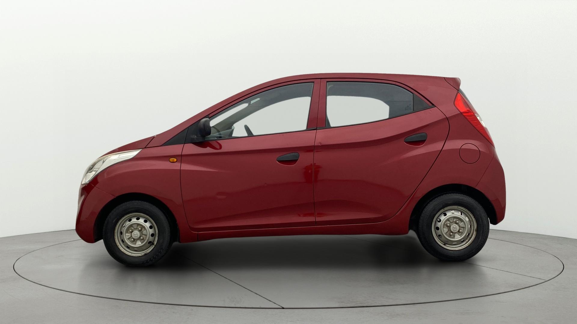 View 2015 Hyundai EON Era Plus Image 5 Used 2015 Hyundai EON Era Plus Image 5