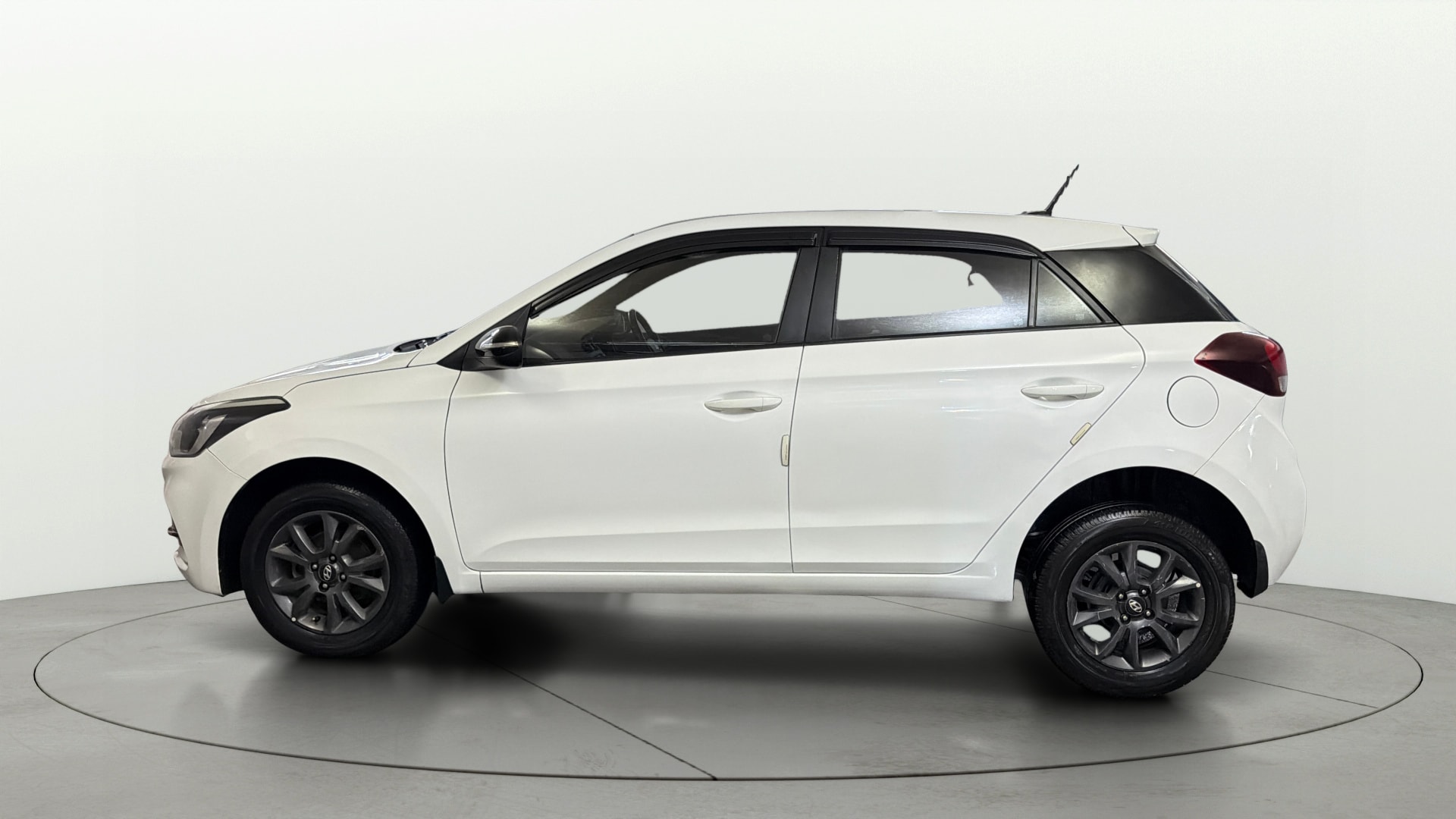View 2020 Hyundai Elite i20 1.2 Sportz Plus Petrol Image 25 Used 2020 Hyundai Elite i20 1.2 Sportz Plus Petrol Image 25