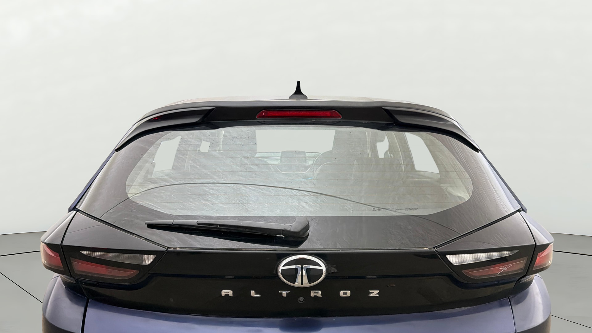 View 2024 Tata Altroz XZ Petrol Image 4 Used 2024 Tata Altroz XZ Petrol Image 4