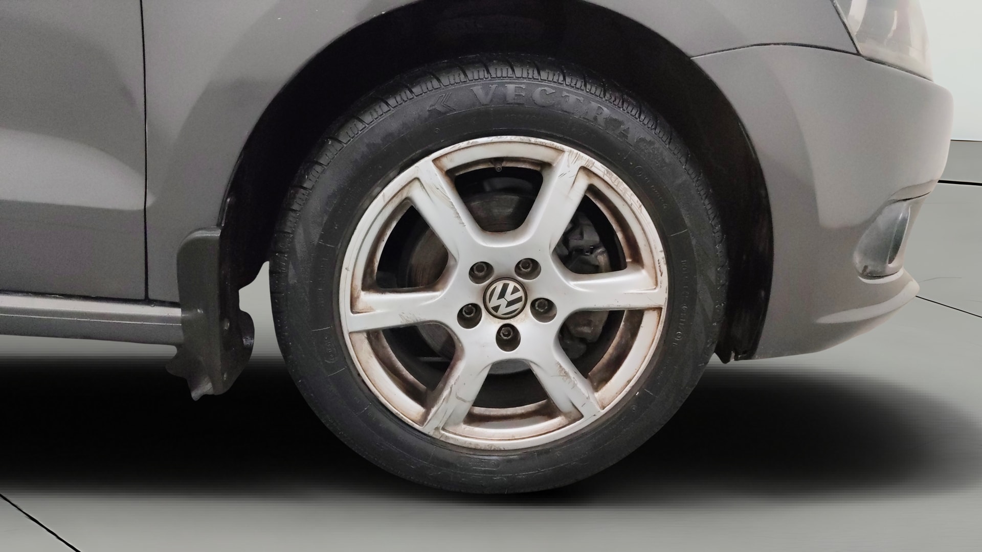 View 2013 Volkswagen Vento 1.2 L TSI Comfortline Petrol AT Image 39 Used 2013 Volkswagen Vento 1.2 L TSI Comfortline Petrol AT Image 39