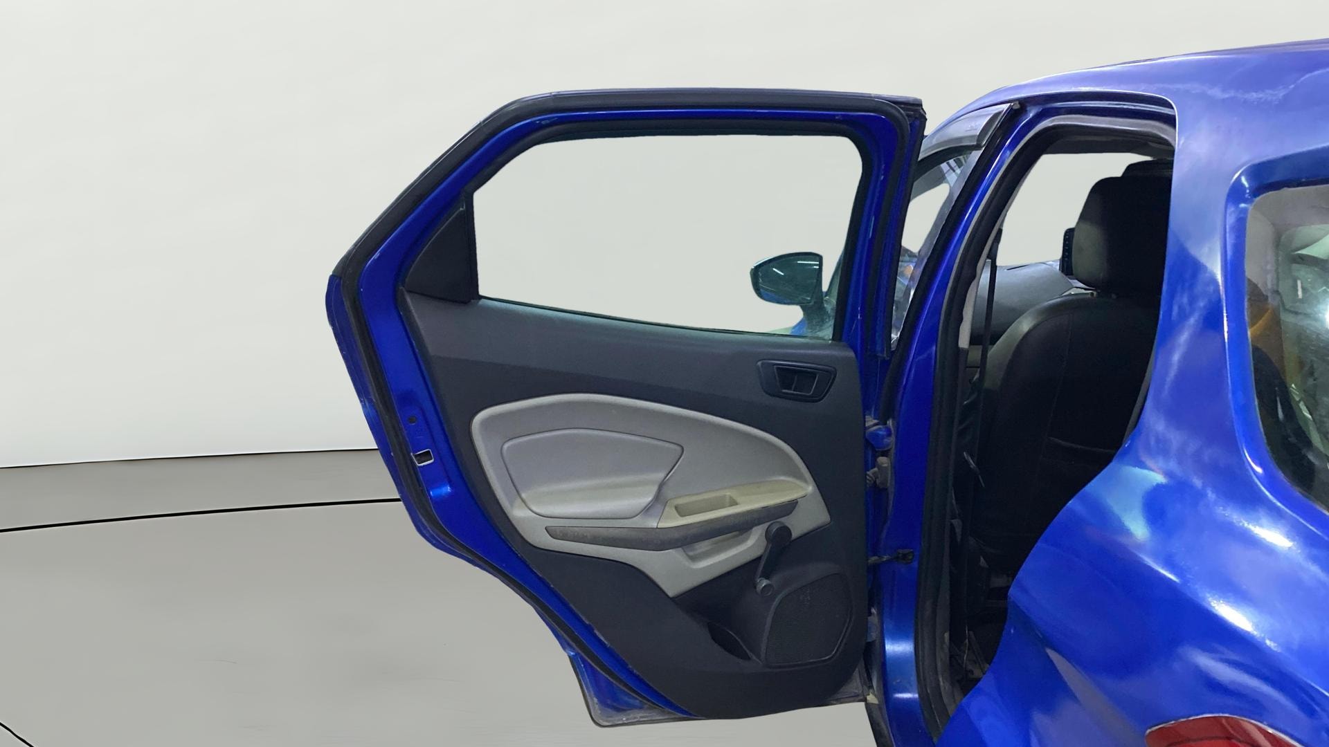 View 2013 Ford EcoSport 1.5 TDCi Diesel Ambiente BS IV Image 22 Used 2013 Ford EcoSport 1.5 TDCi Diesel Ambiente BS IV Image 22