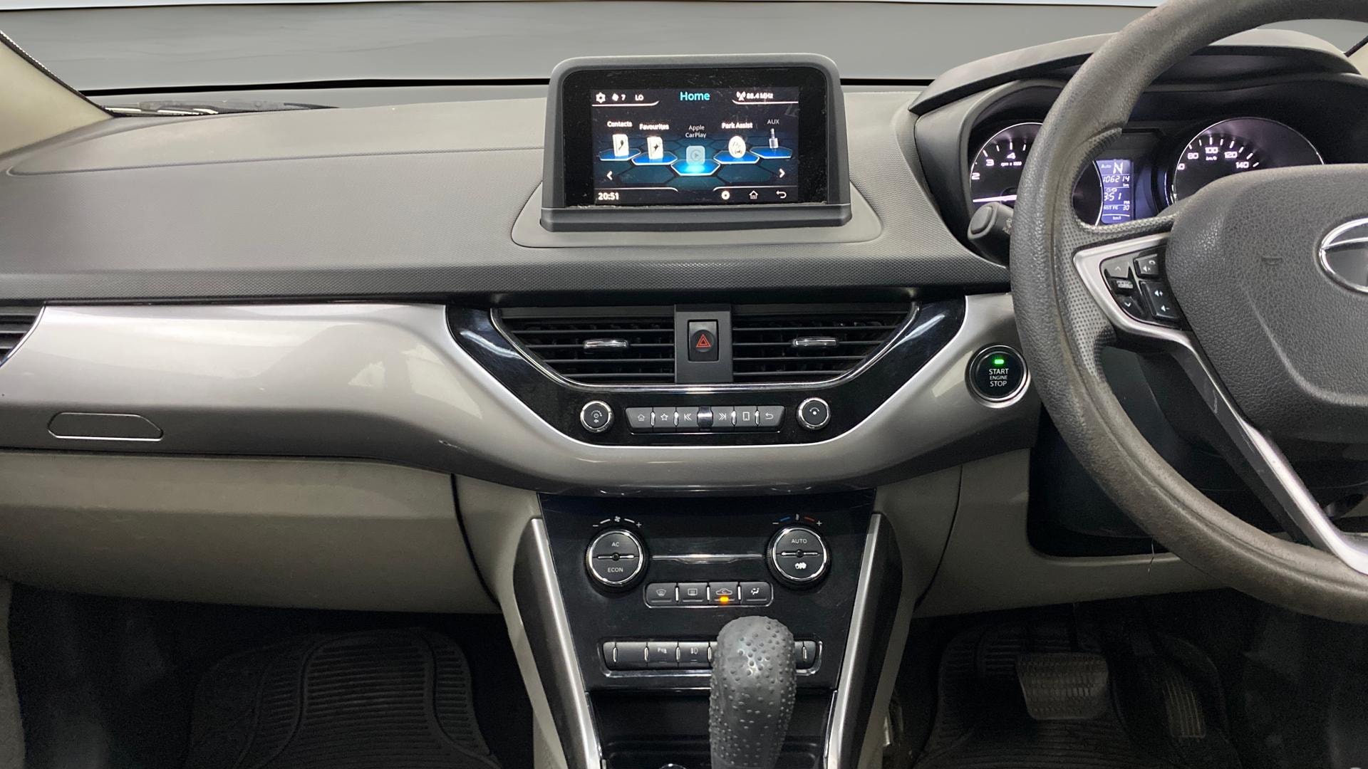 Used 2018 Tata Nexon Used 2018 Tata Nexon
