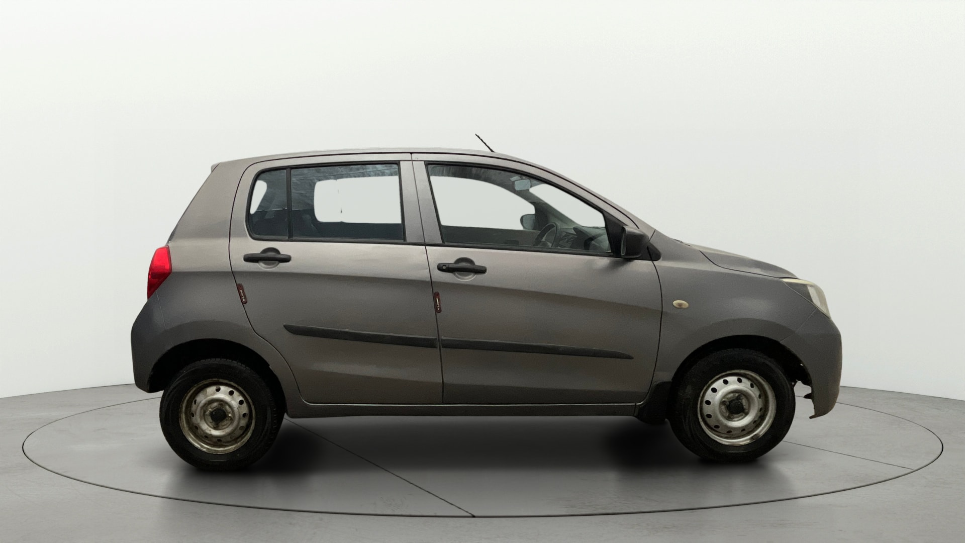 View 2015 Maruti Suzuki 1000 Base Variant Image 8 Used 2015 Maruti Suzuki 1000 Base Variant Image 8
