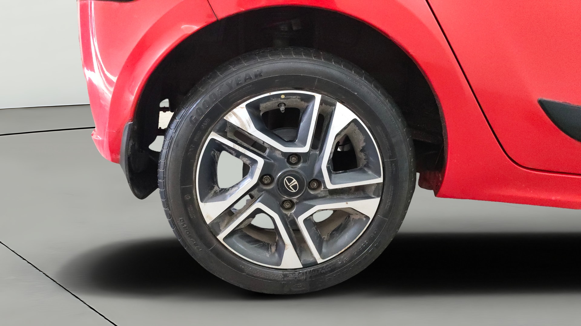 View 2020 Tata Tiago Revotorq XB Image 24 Used 2020 Tata Tiago Revotorq XB Image 24
