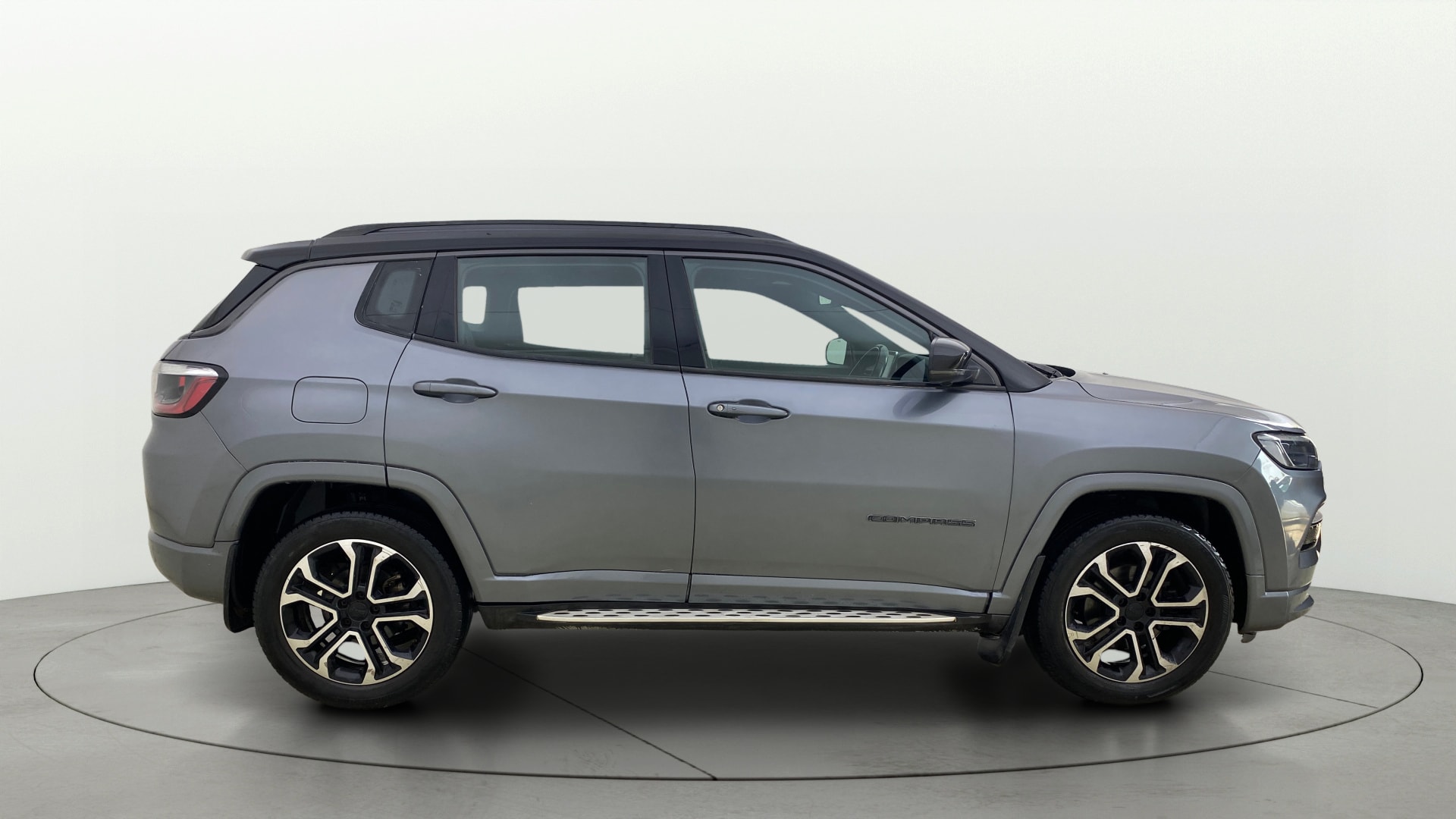 View 2022 Jeep Compass Limited 1.4 Multi AIR Petrol DDCT AT BS IV Image 27 Used 2022 Jeep Compass Limited 1.4 Multi AIR Petrol DDCT AT BS IV Image 27