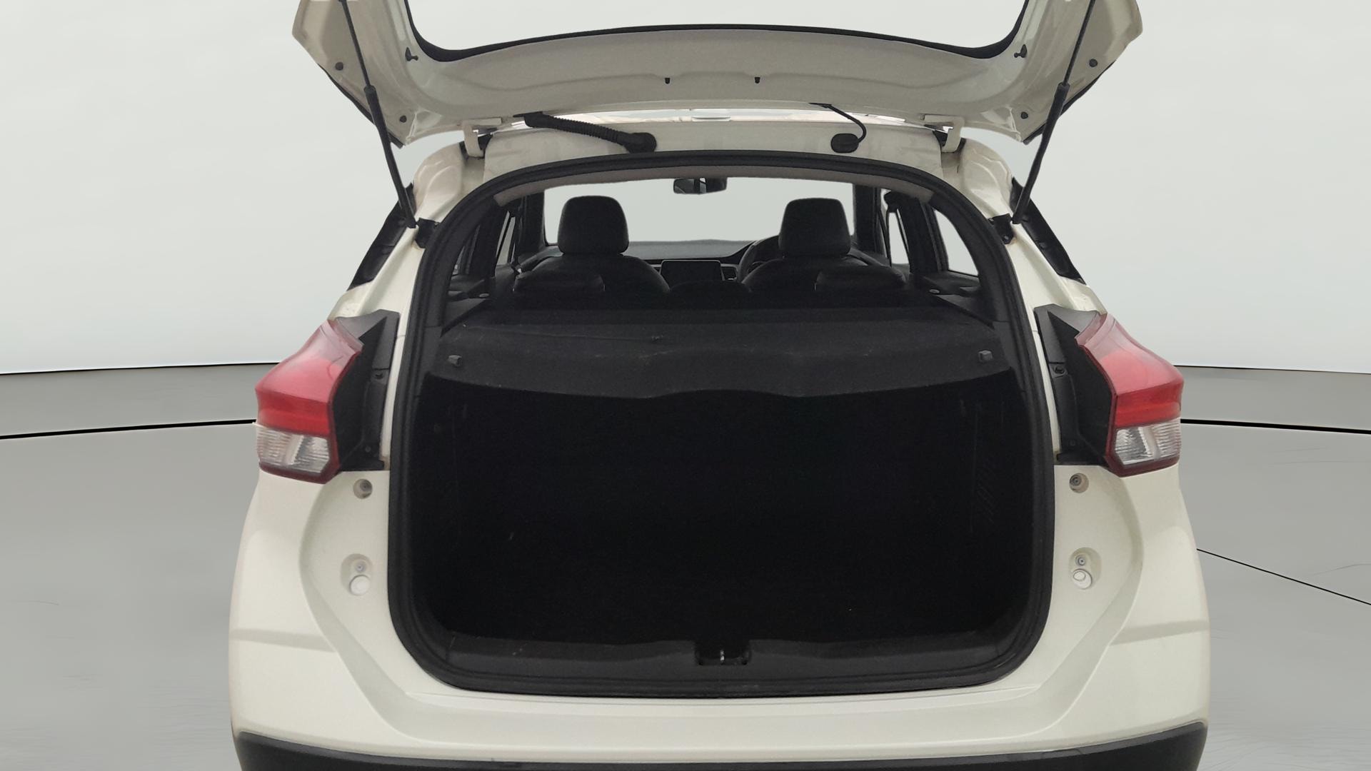 View 2019 Nissan Kicks XL Diesel BS IV Image 37 Used 2019 Nissan Kicks XL Diesel BS IV Image 37
