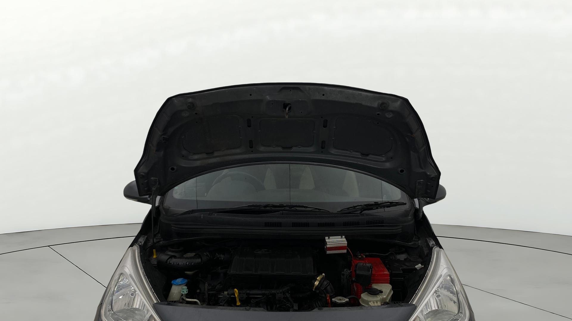 View 2015 Hyundai Grand i10 Asta AT 1.2 Kappa VTVT Image 32 Used 2015 Hyundai Grand i10 Asta AT 1.2 Kappa VTVT Image 32