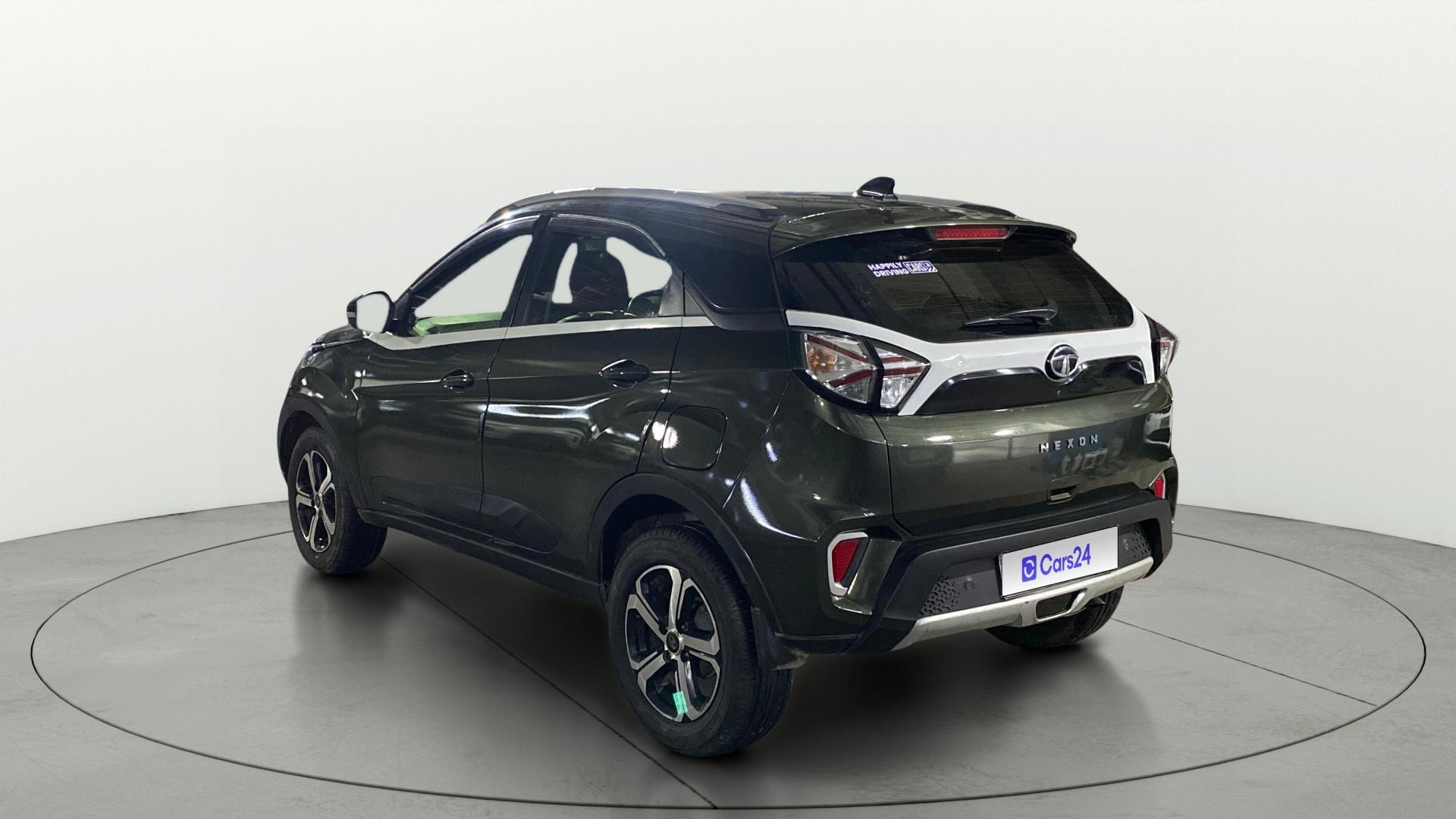 View 2022 Tata Nexon Revotron XE Image 2 Used 2022 Tata Nexon Revotron XE Image 2