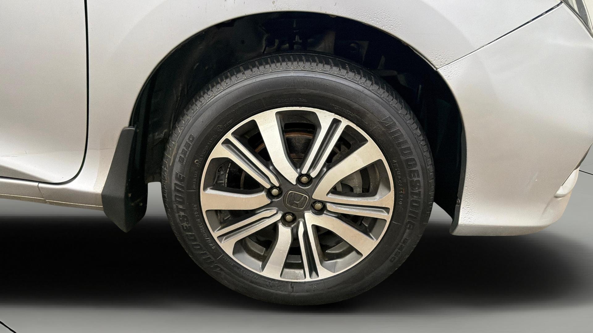 View 2020 Honda City ZX MT Diesel Anniversary Edition Image 42 Used 2020 Honda City ZX MT Diesel Anniversary Edition Image 42