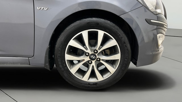 View Hyundai Verna Image 40 Used Hyundai Verna Image 40