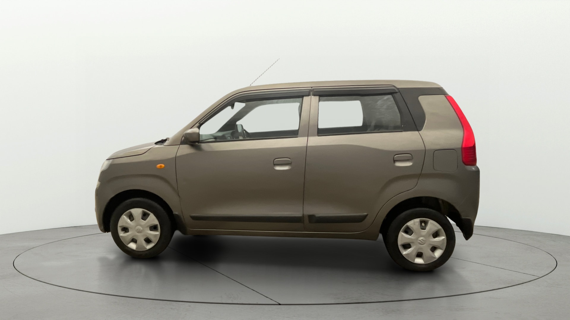View 2024 Maruti Suzuki 1000 Base Variant Image 5 Used 2024 Maruti Suzuki 1000 Base Variant Image 5