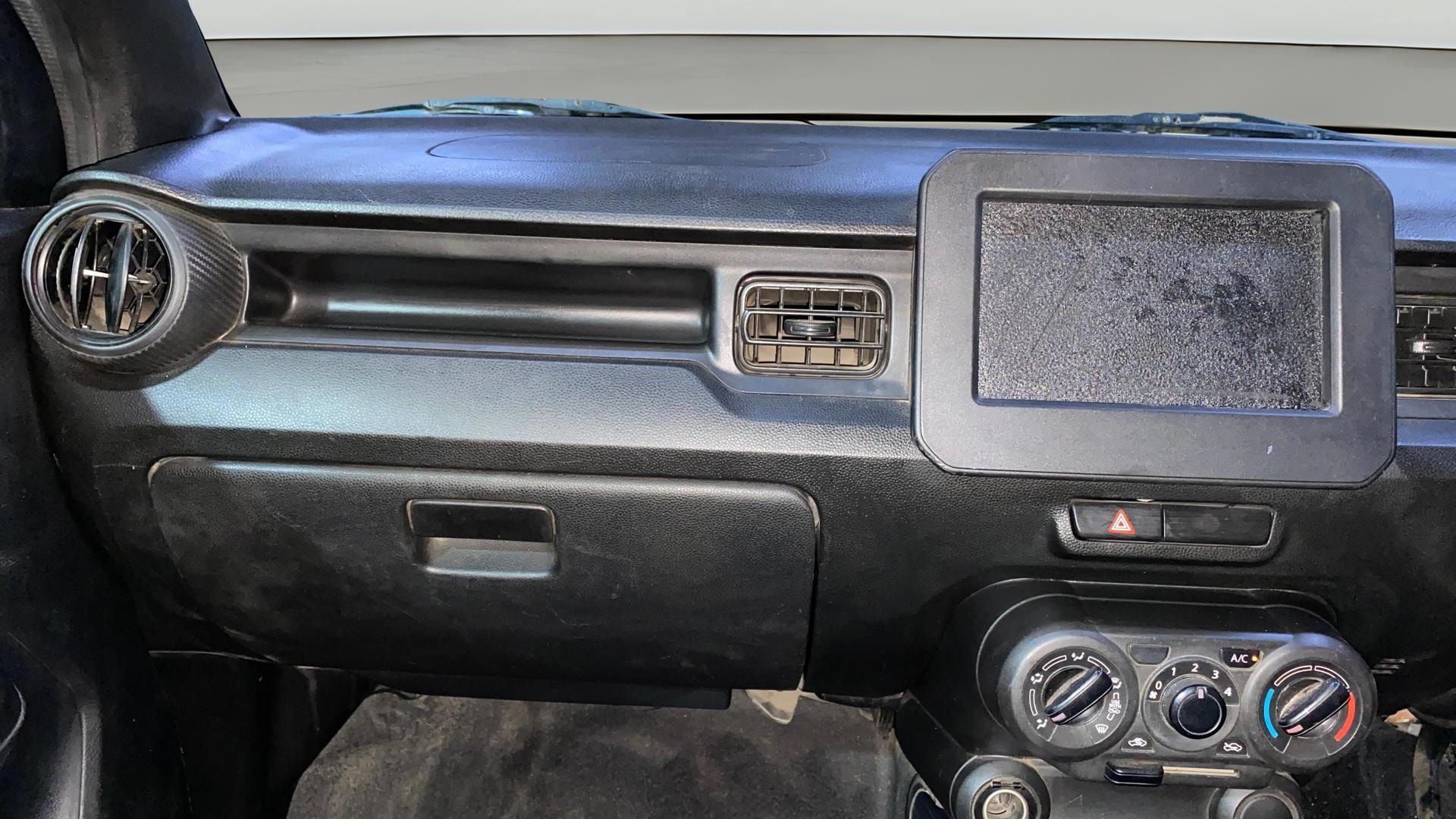 View 2022 Maruti Suzuki 1000 Base Variant Image 17 Used 2022 Maruti Suzuki 1000 Base Variant Image 17