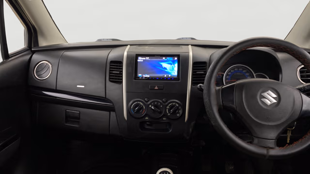 View Maruti Suzuki Stingray Image 17 Used Maruti Suzuki Stingray Image 17