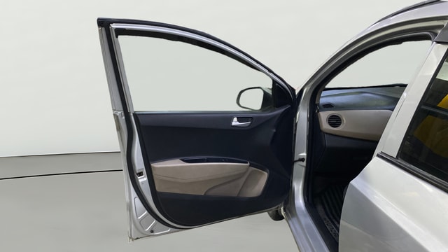 View Hyundai Grand i10 Image 37 Used Hyundai Grand i10 Image 37
