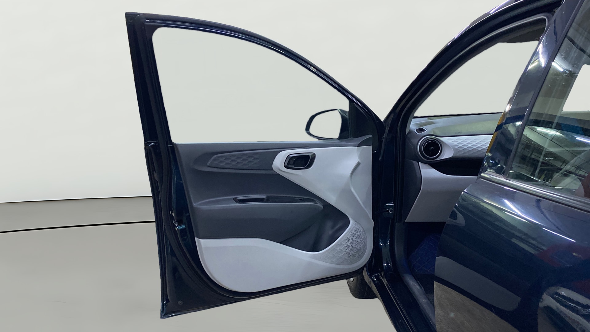 View 2025 Hyundai Grand i10 Nios Magna Petrol Image 40 Used 2025 Hyundai Grand i10 Nios Magna Petrol Image 40