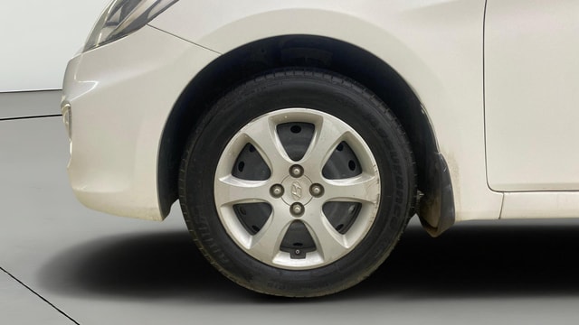 View Hyundai Fluidic Verna Image 27 Used Hyundai Fluidic Verna Image 27