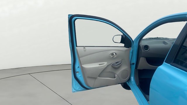 View Datsun Go Image 30 Used Datsun Go Image 30