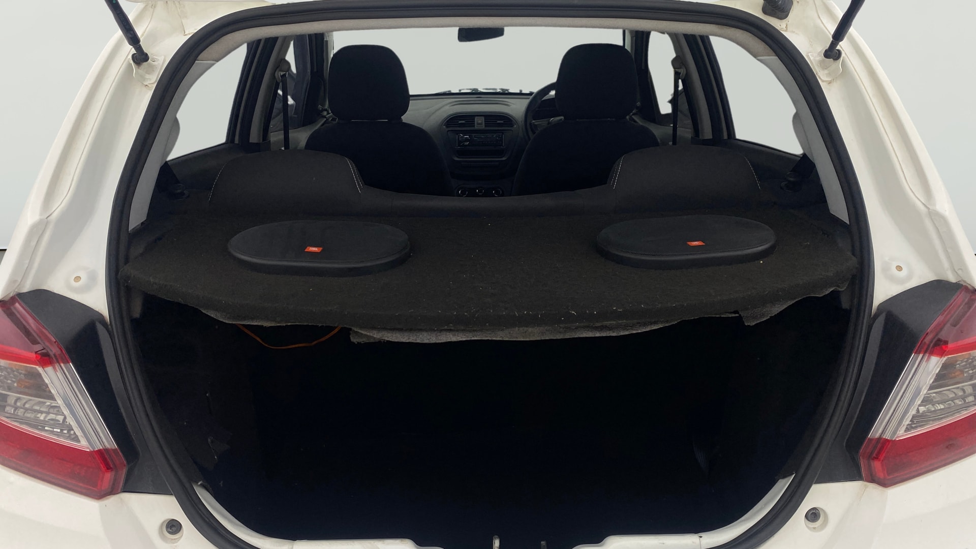 View 2023 Tata Tiago Revotorq XB Image 36 Used 2023 Tata Tiago Revotorq XB Image 36