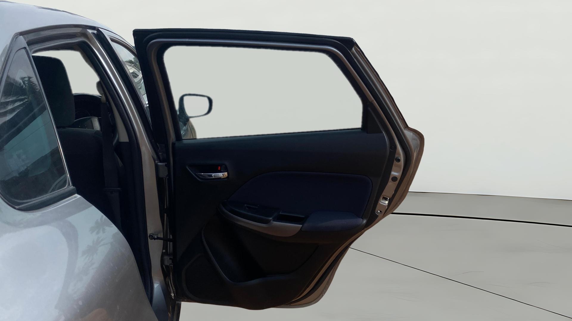 View 2020 Maruti Suzuki 1000 Base Variant Image 7 Used 2020 Maruti Suzuki 1000 Base Variant Image 7