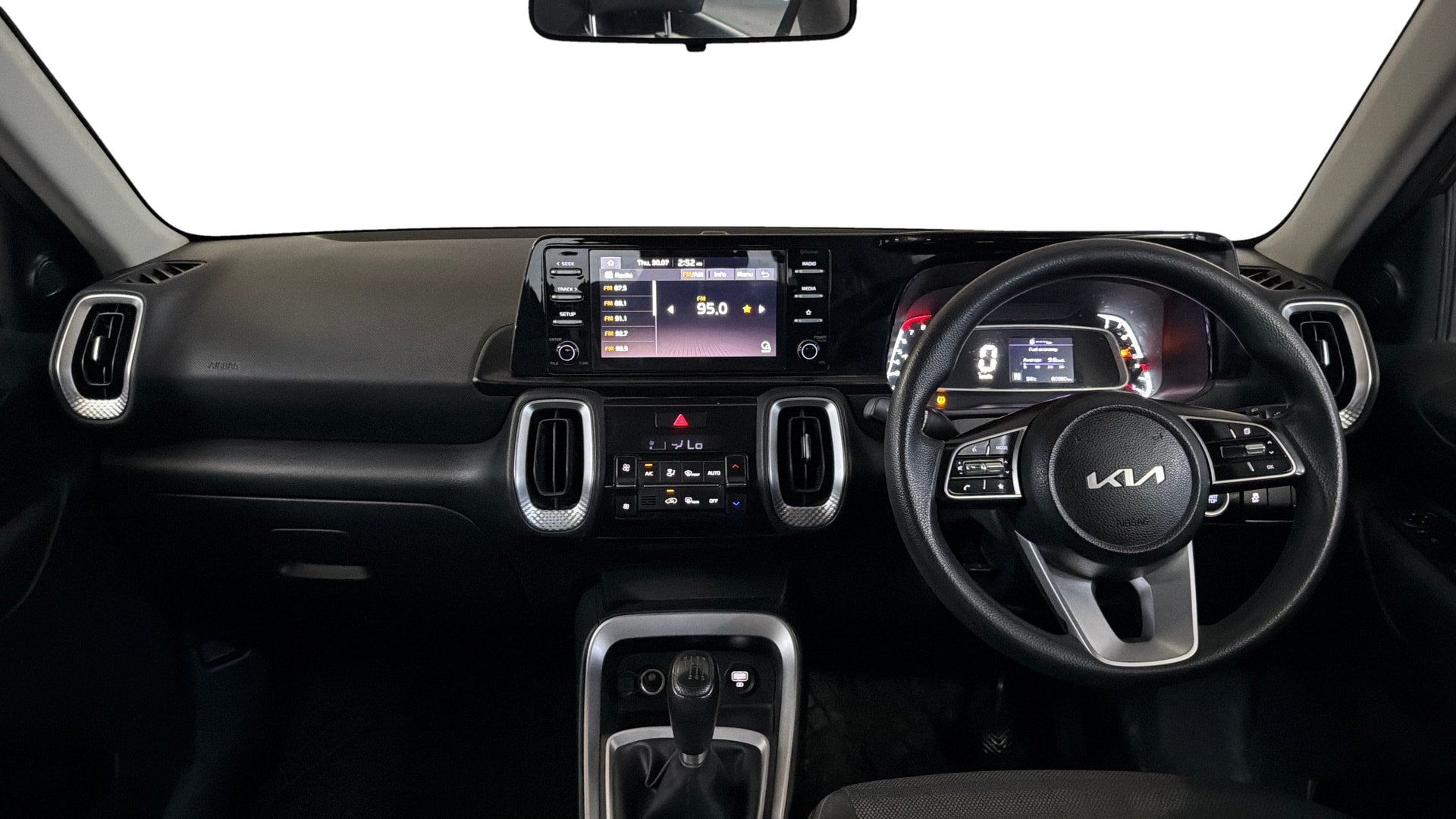 View 2022 Kia Sonet HTK Plus iMT Petrol Image 15 Used 2022 Kia Sonet HTK Plus iMT Petrol Image 15