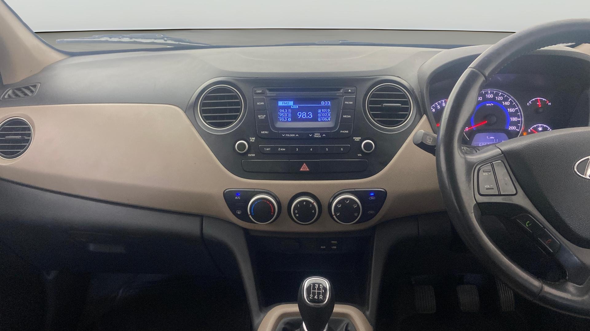 View 2016 Hyundai Grand i10 1.2 Asta Petrol Image 17 Used 2016 Hyundai Grand i10 1.2 Asta Petrol Image 17