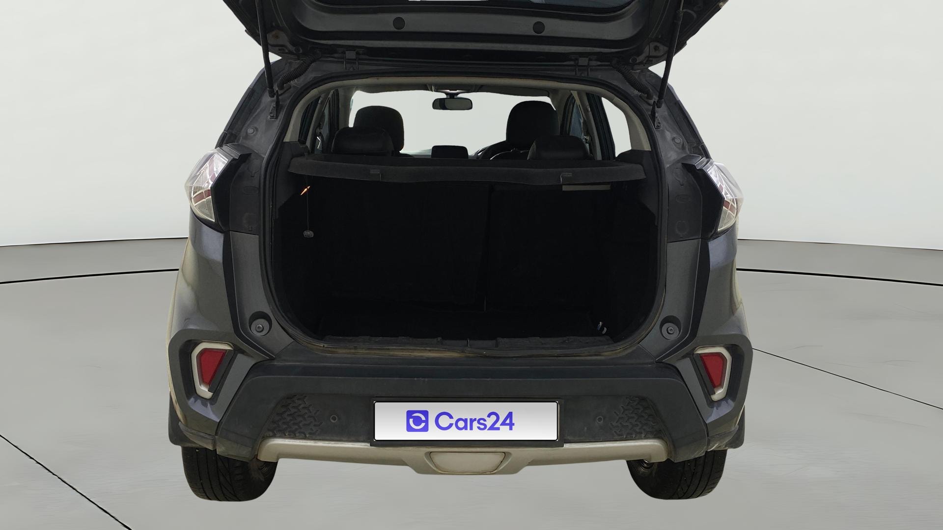 View 2023 Tata Nexon XZA Plus Diesel Image 38 Used 2023 Tata Nexon XZA Plus Diesel Image 38