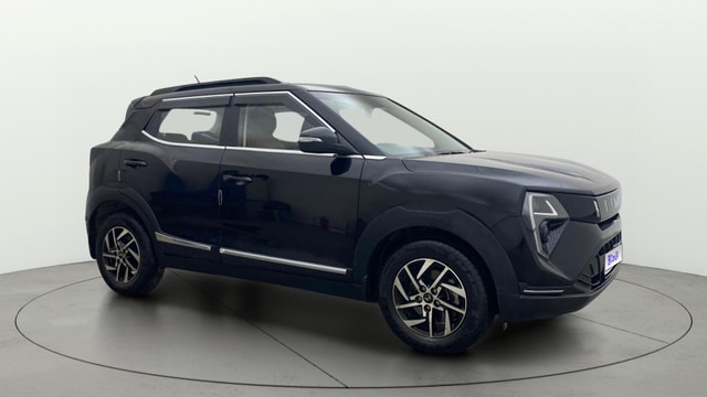 View Mahindra XUV 3XO Image 23 Used Mahindra XUV 3XO Image 23