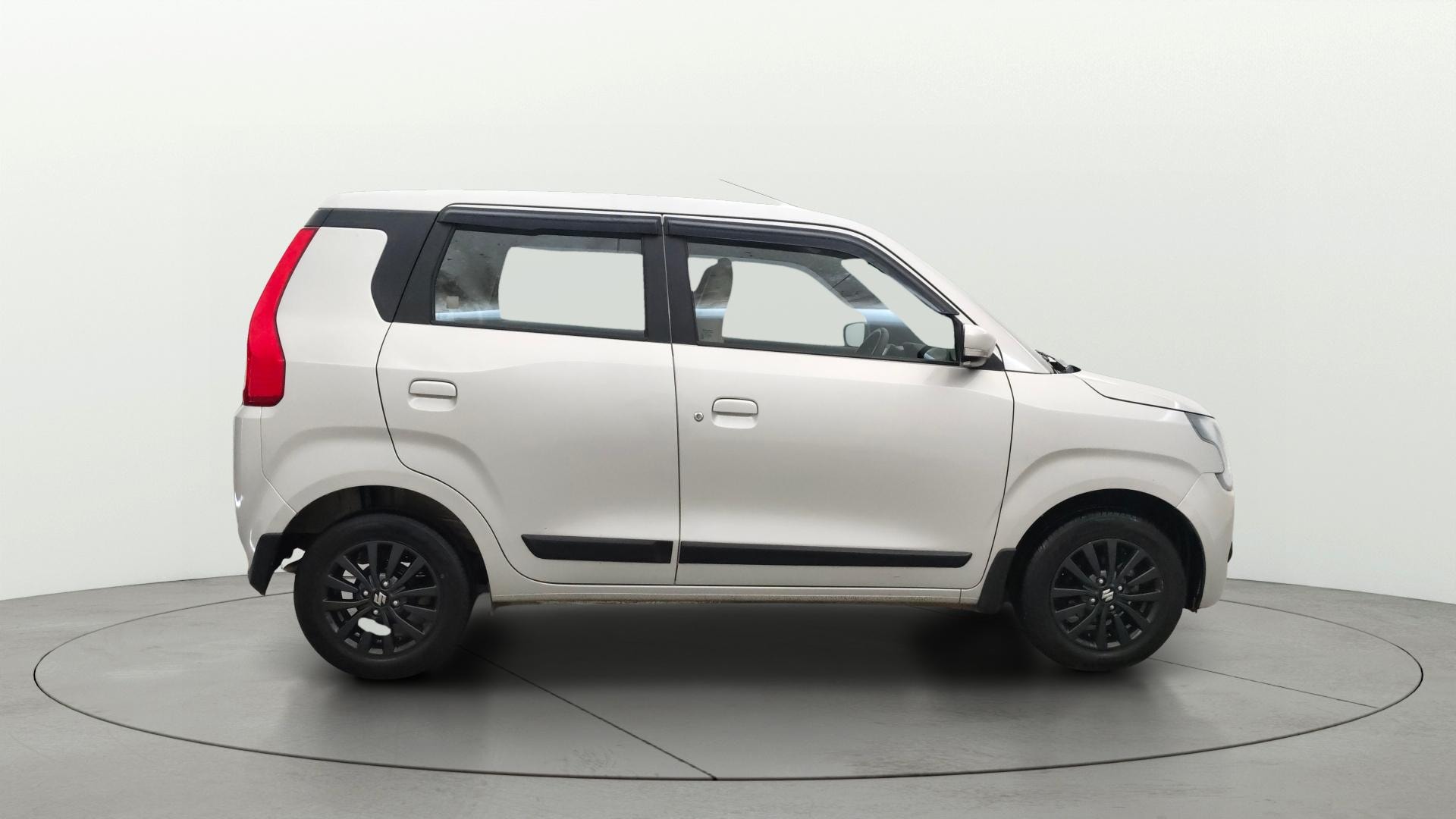 View 2024 Maruti Suzuki 1000 Base Variant Image 8 Used 2024 Maruti Suzuki 1000 Base Variant Image 8