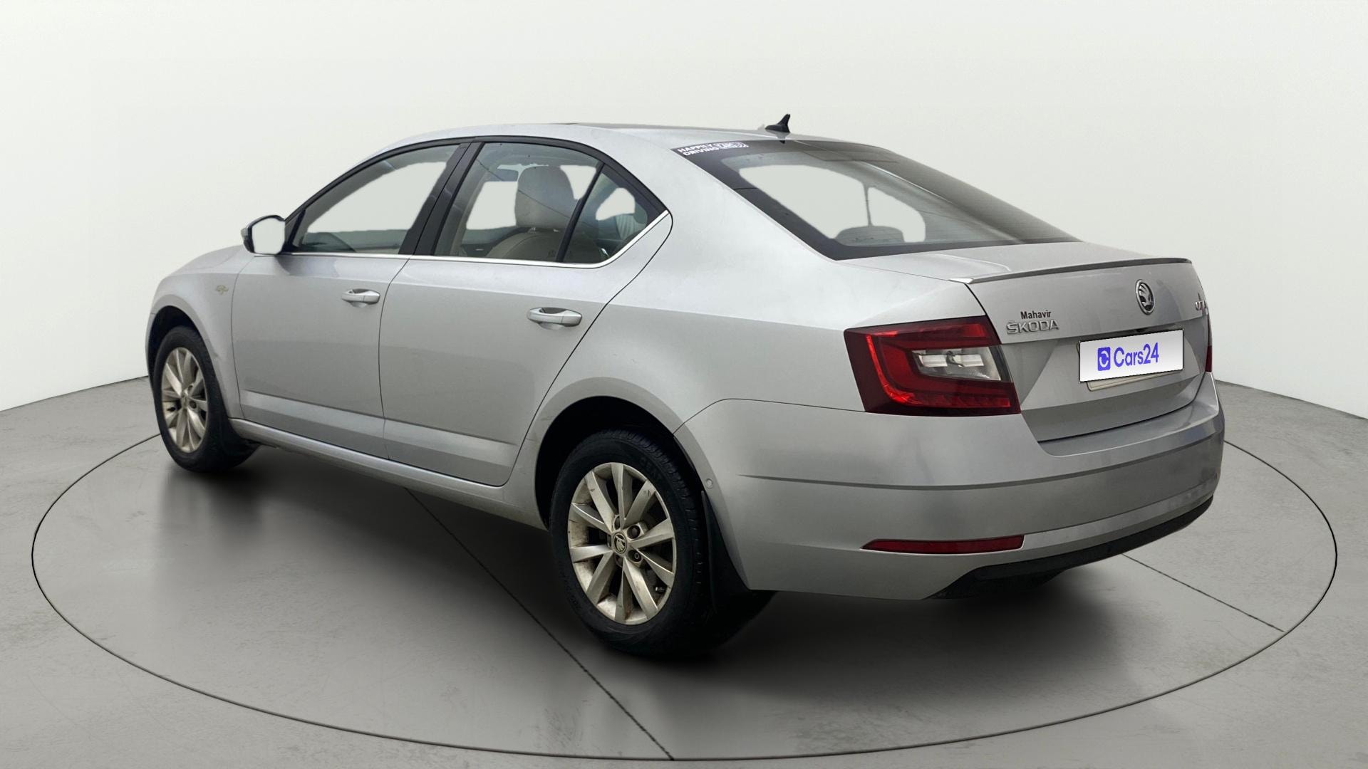 View 2017 Skoda Octavia 1.8 Style Plus TSI AT Image 2 Used 2017 Skoda Octavia 1.8 Style Plus TSI AT Image 2