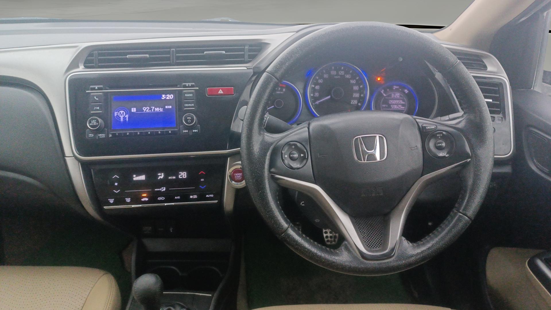 View 2014 Honda City ZX MT Diesel Anniversary Edition Image 21 Used 2014 Honda City ZX MT Diesel Anniversary Edition Image 21