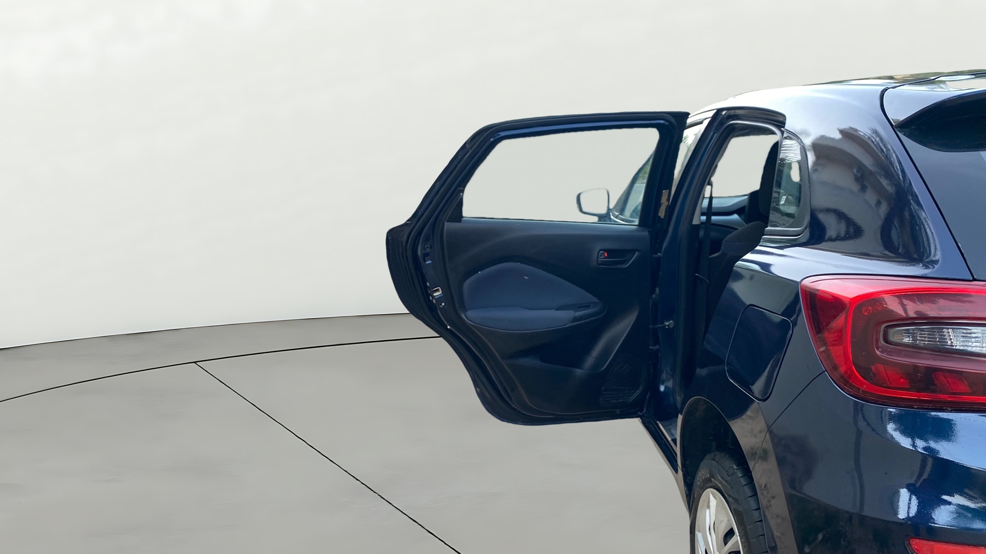 View 2023 Maruti Suzuki 1000 Base Variant Image 22 Used 2023 Maruti Suzuki 1000 Base Variant Image 22