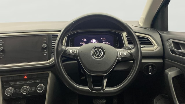 View Volkswagen T-Roc Image 20 Used Volkswagen T-Roc Image 20