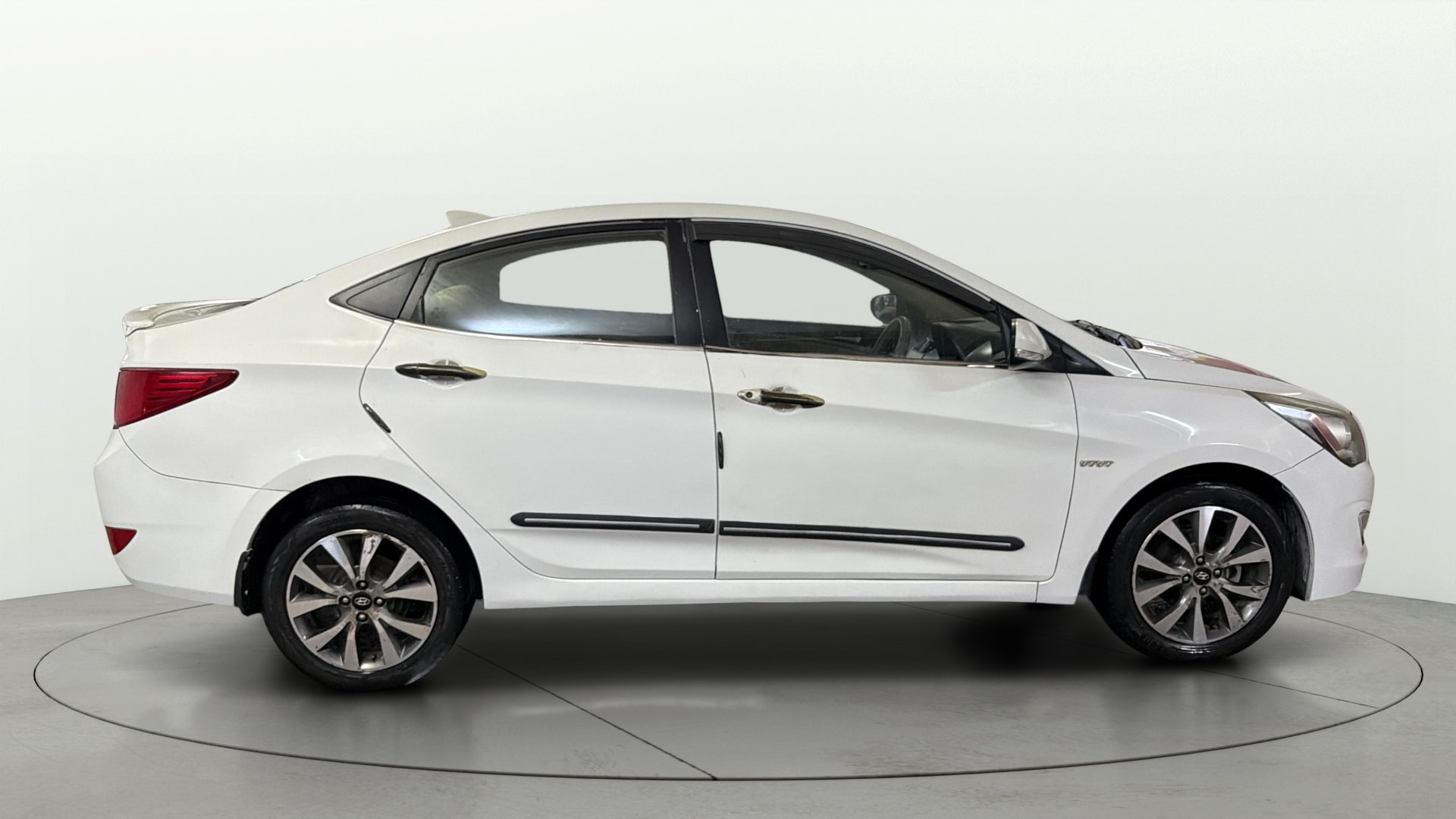 View 2016 Hyundai Verna 1.6 VTVT SX Image 26 Used 2016 Hyundai Verna 1.6 VTVT SX Image 26