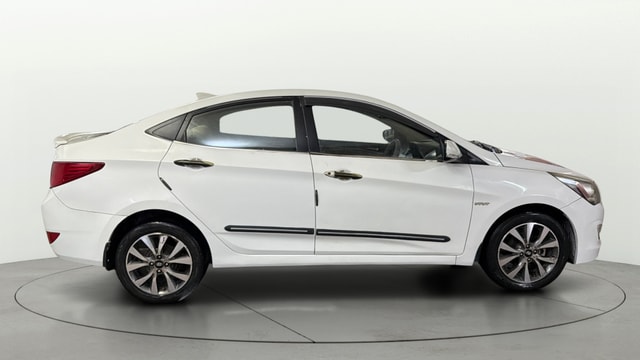 View Hyundai Verna Image 26 Used Hyundai Verna Image 26