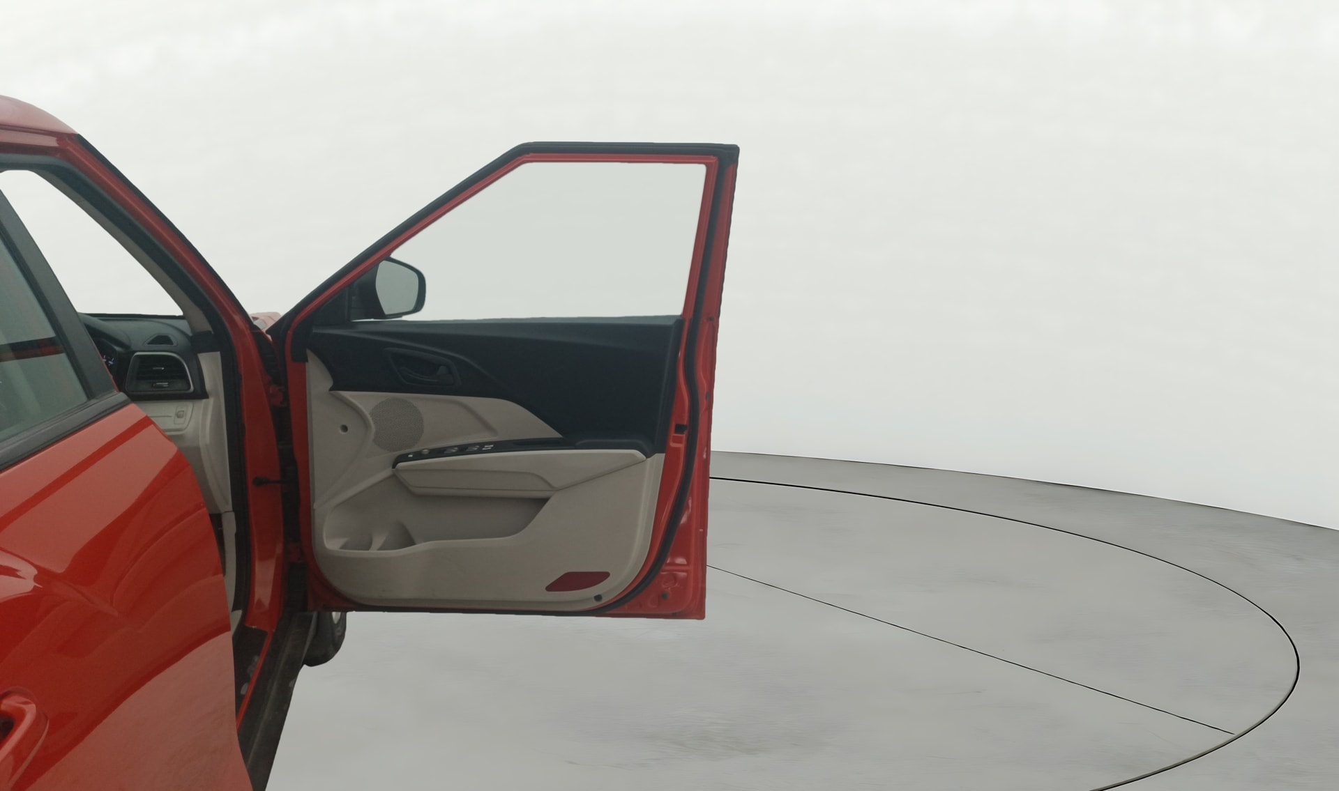 View 2019 Mahindra XUV300 W4 Petrol BS IV Image 43 Used 2019 Mahindra XUV300 W4 Petrol BS IV Image 43