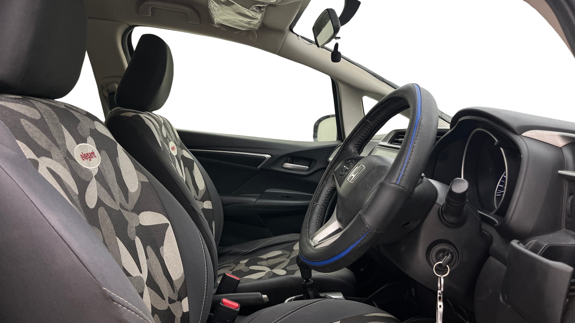 View 2016 Honda Jazz E MT Diesel Image 26 Used 2016 Honda Jazz E MT Diesel Image 26